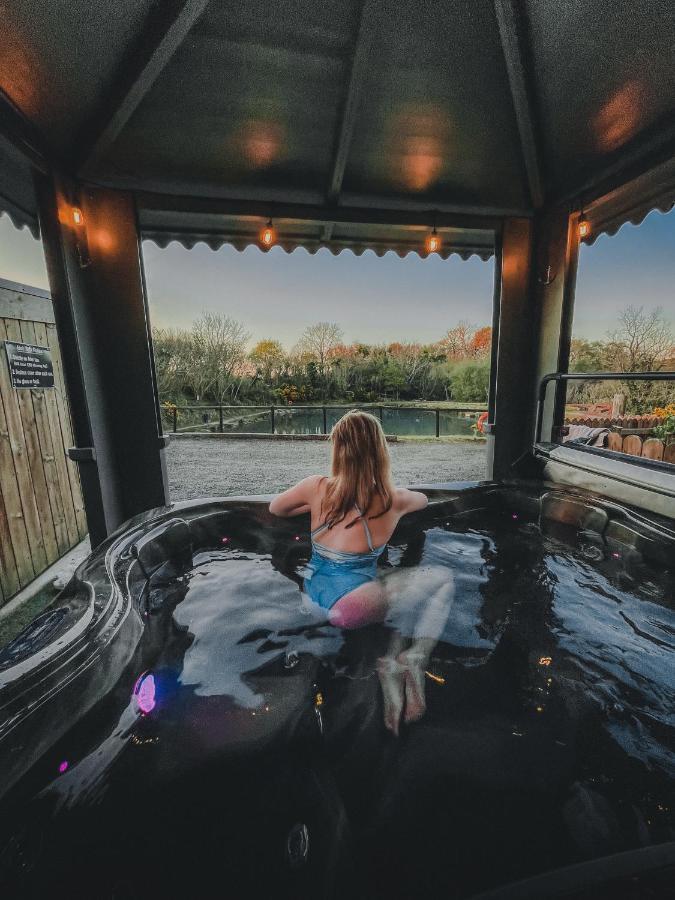 Waterfall Caves Limavady Zewnętrze zdjęcie